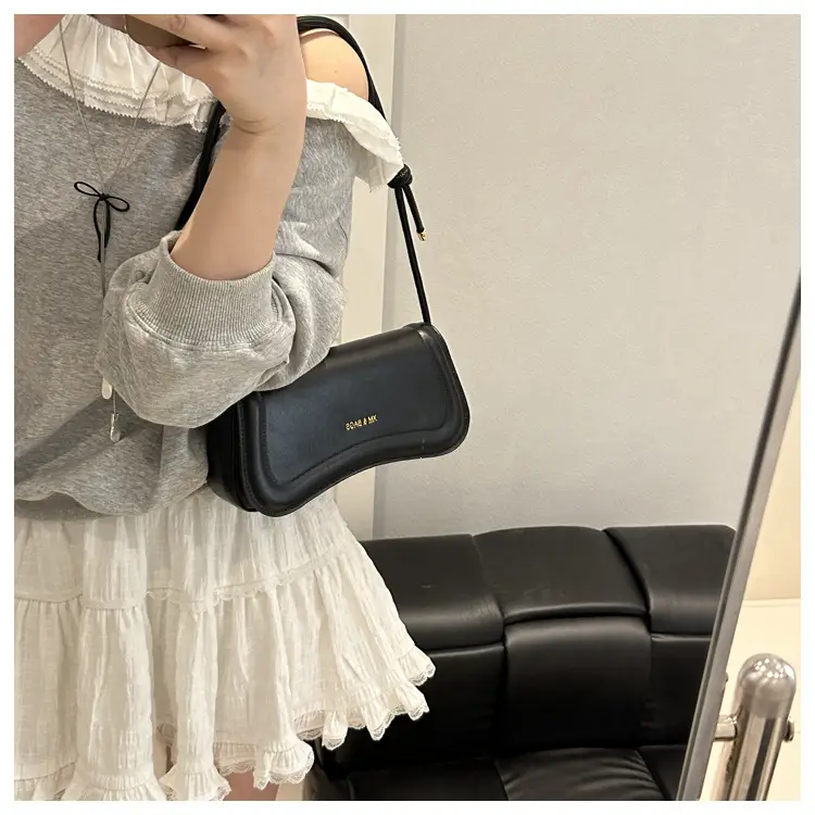 Black Crossbody Bag with Adjustable Strap — feature 44