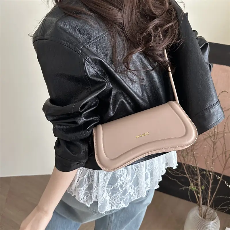 Black Crossbody Bag with Adjustable Strap - Image 4