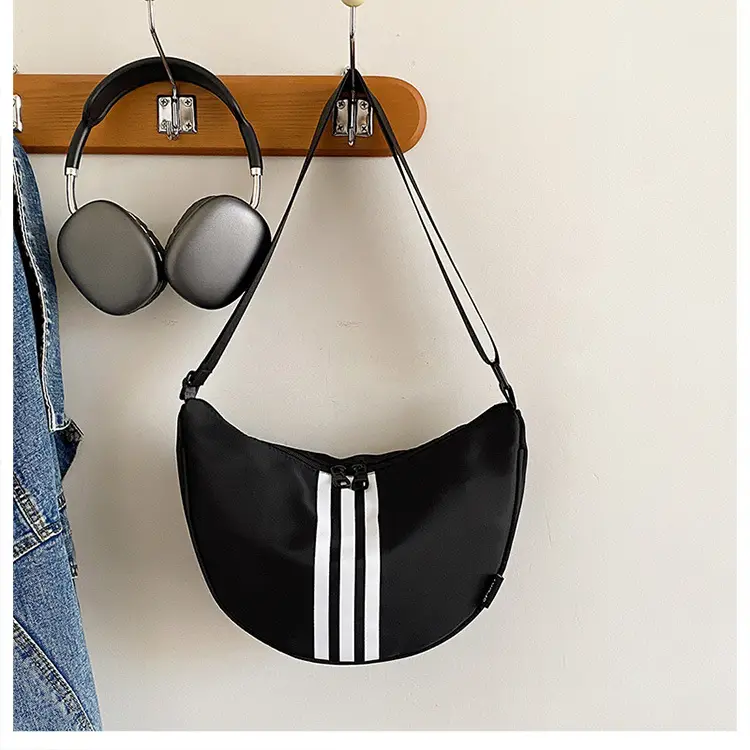 Women Waterproof Crossbody Bag Black 2026 — feature 30