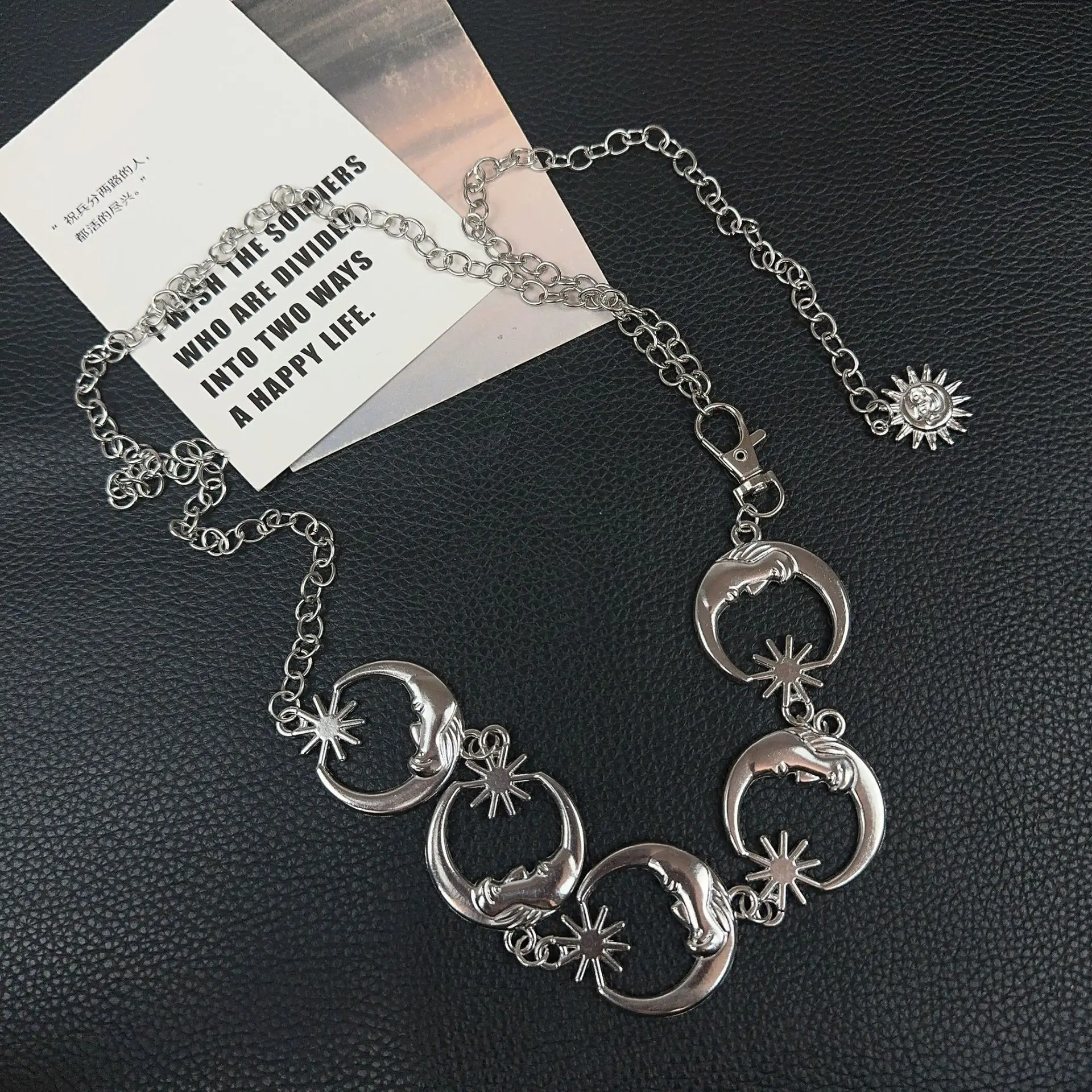 Vintage Metal Moon Waist Chain Women's Jeans - Image 4
