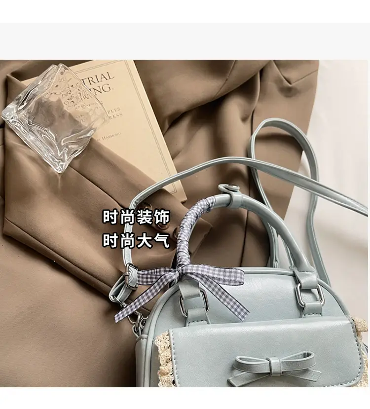 Women's Textured Square Shoulder Bag Grey 2025 — feature 6