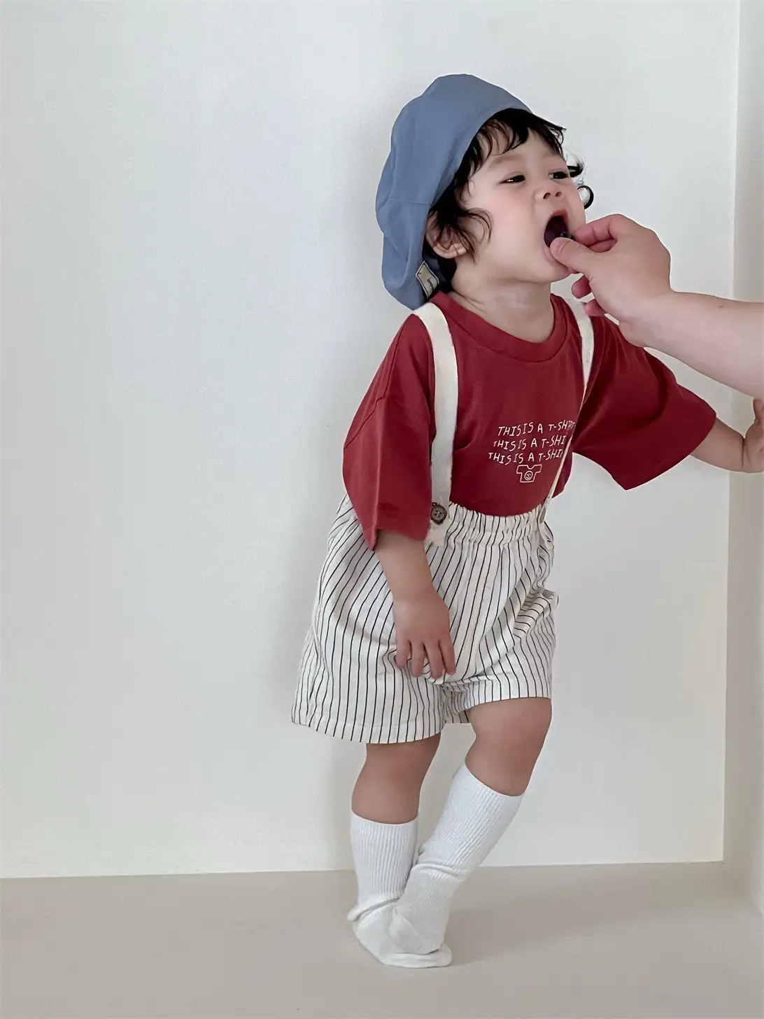Kids Letter T-Shirt Shorts Suit Red White Striped — feature 9