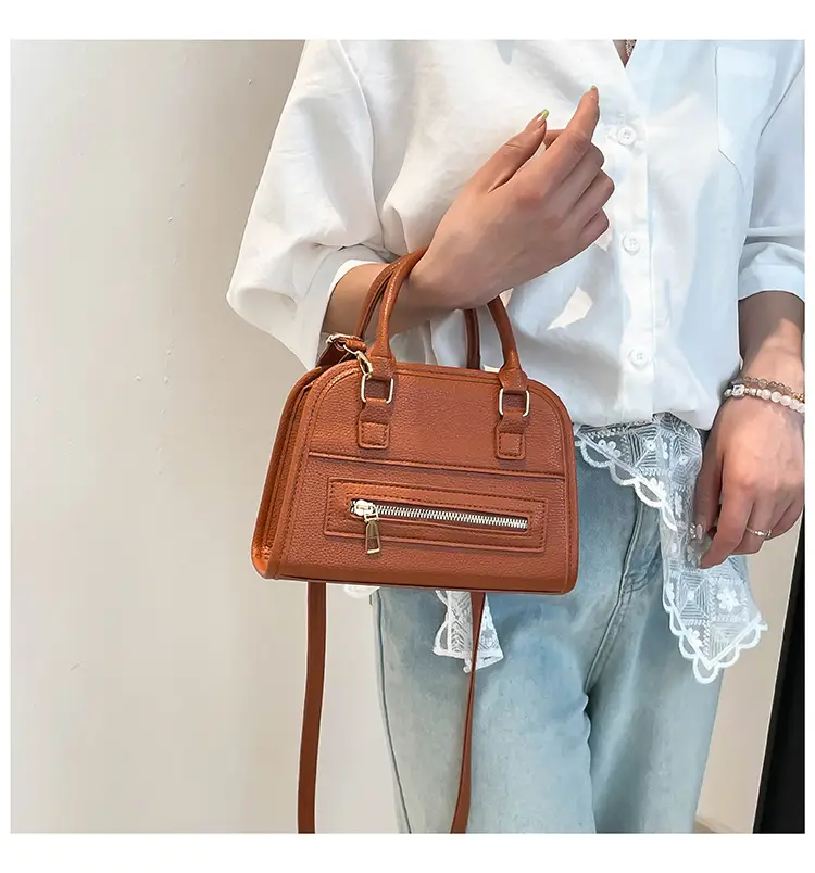 Korean Style Cross-Country Shoulder Bag Brown Large Capacity — feature 18