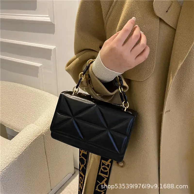 Women's Chain Strap Square Bag Black Orange Pink White — feature 20