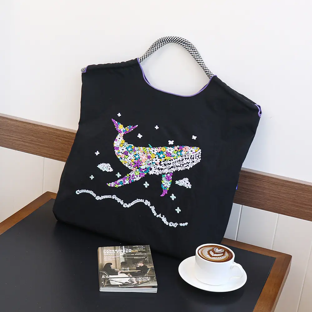 Whale Embroidered Women's Canvas Shoulder Bag Large Capacity - Image 2