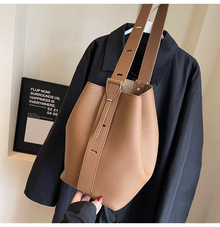 Women Crossbody Bag Brown Leather 2026 Casual Large Capacity — feature 19