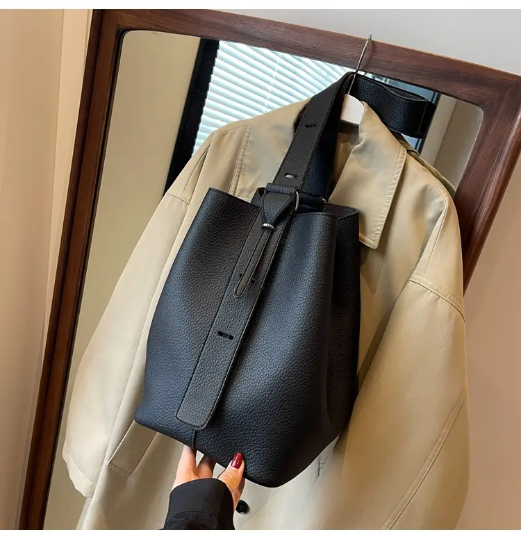 Women Crossbody Bag Brown Leather 2026 Casual Large Capacity — feature 20