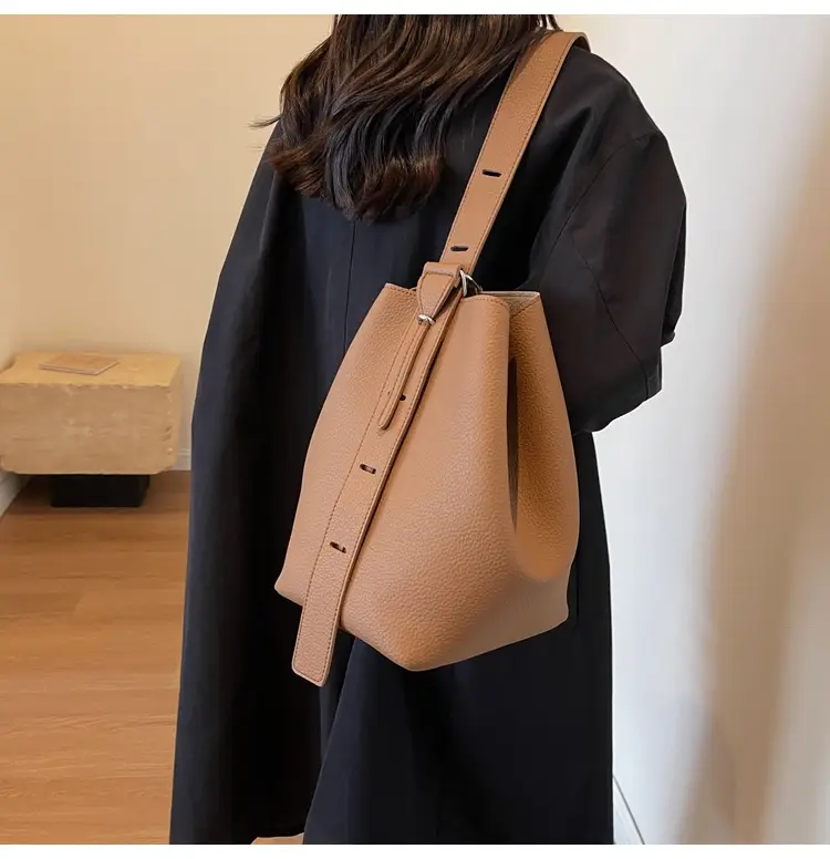 Women Crossbody Bag Brown Leather 2026 Casual Large Capacity — feature 27
