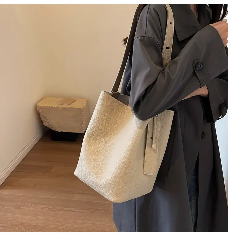 Women Crossbody Bag Brown Leather 2026 Casual Large Capacity — feature 38
