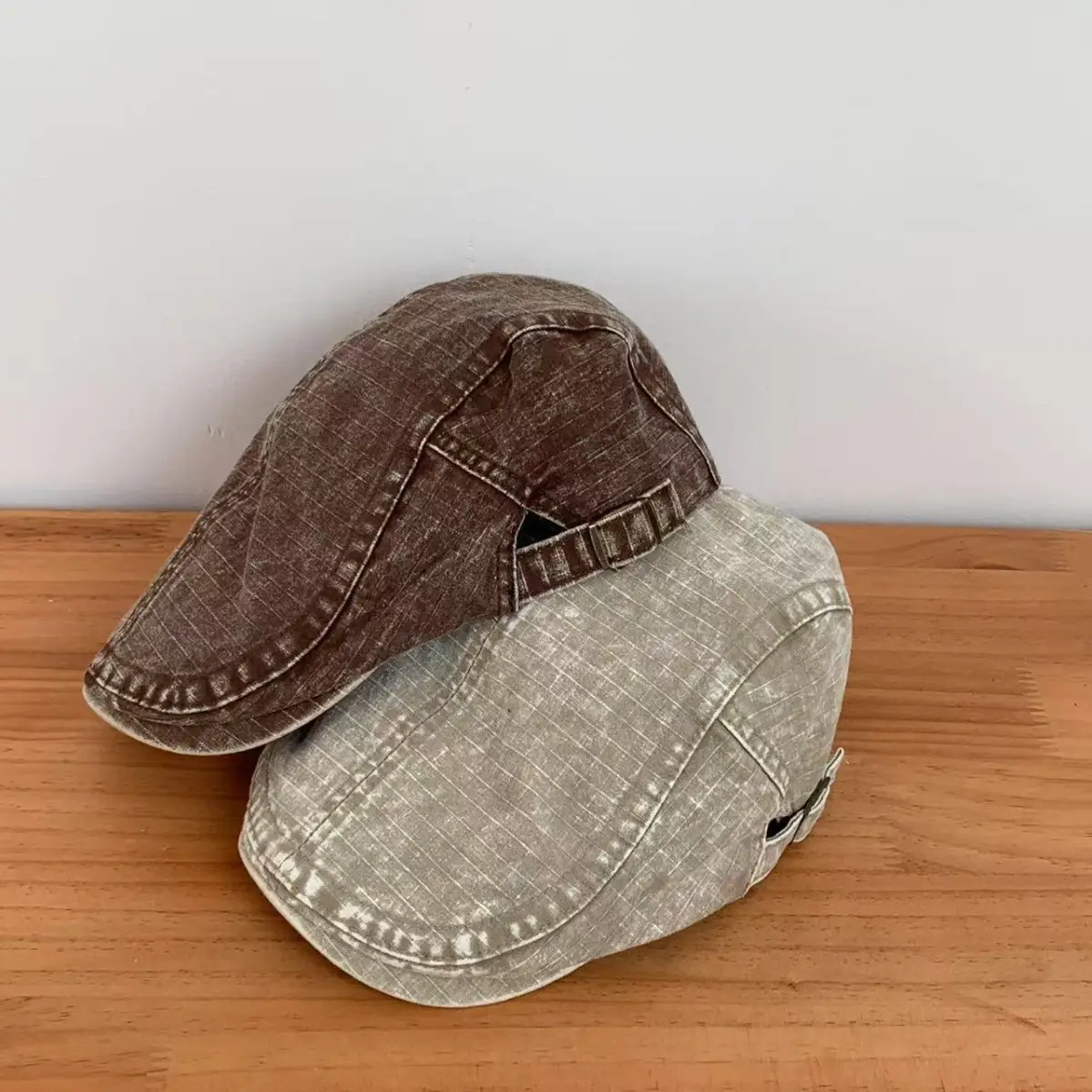 Washed Vintage Denim Forward Cap All Season Fashion Versatile Beret Retro British Casual Artist Cap Duckbill Cap — feature 8