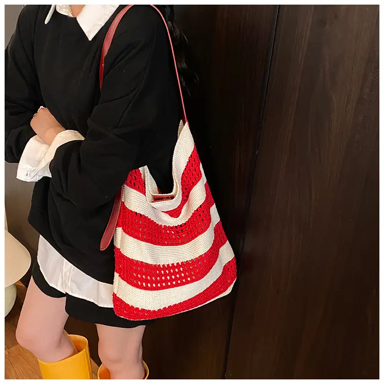 Cross-Country Stripe Knitted Tote Bag for Women — feature 14