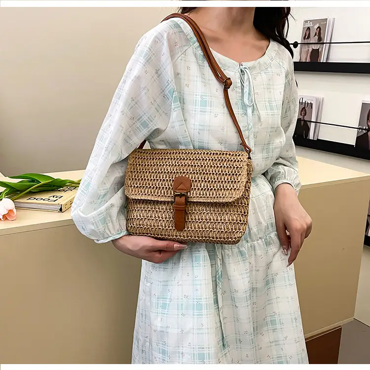 Women Crossbody Bag Woven Beige 2025 Beach Use — feature 14