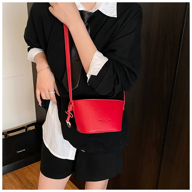 2025 New Niche Lychee Pattern Bucket Small Bag — feature 24