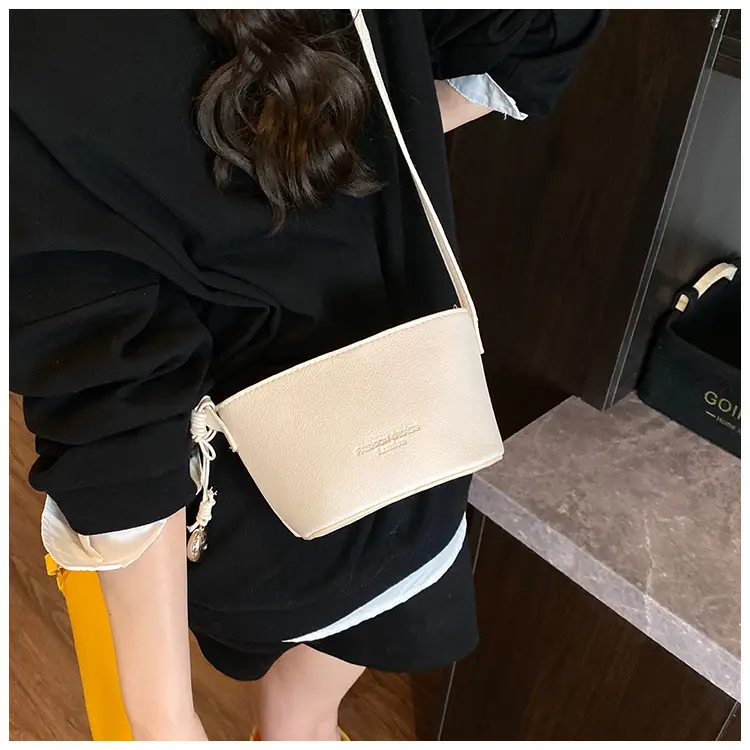 2025 New Niche Lychee Pattern Bucket Small Bag — feature 29