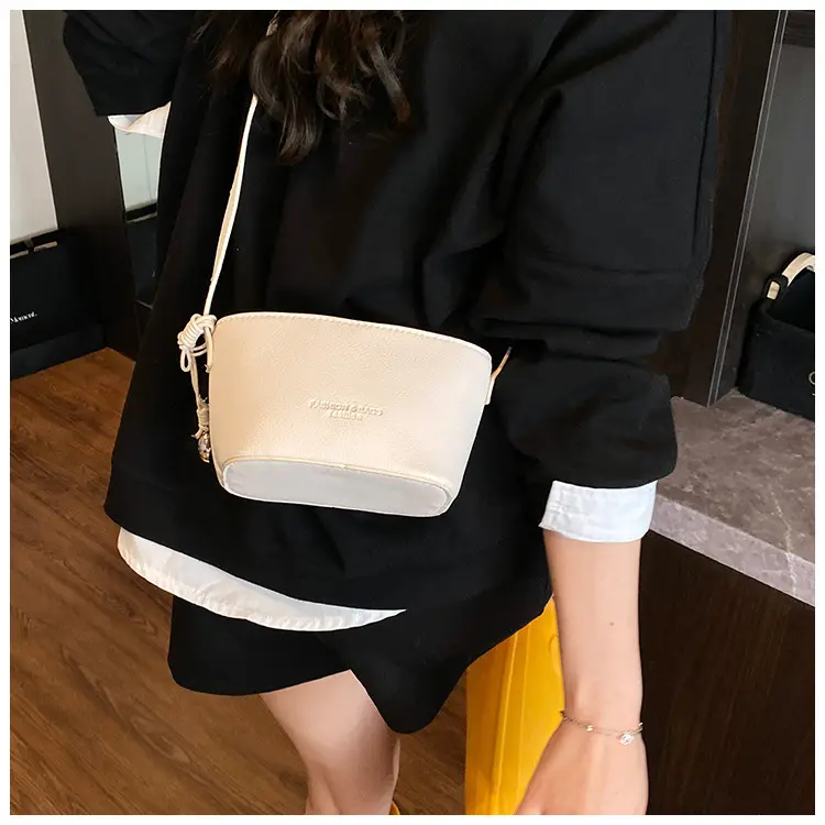2025 New Niche Lychee Pattern Bucket Small Bag — feature 30