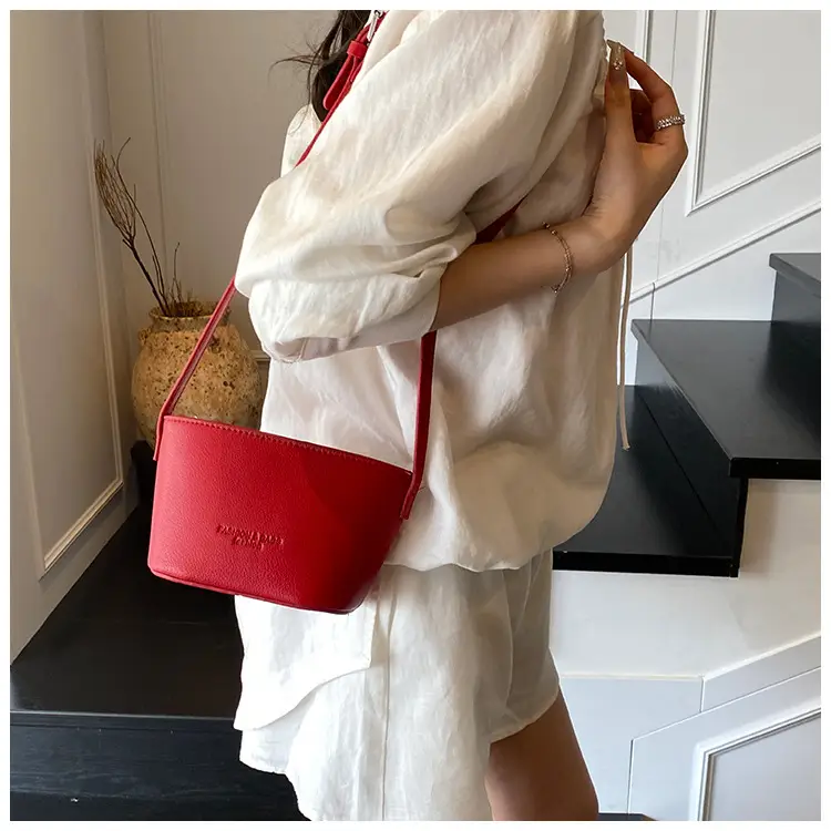 2025 New Niche Lychee Pattern Bucket Small Bag — feature 41