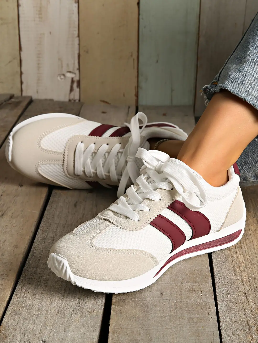 Foreign Trade Moral Training Shoes for Women 2025 New Summer Thin Breathable Mesh Forrest Gump Shoes Soft Sole Versatile Lightweight Sports Shoes — feature 4