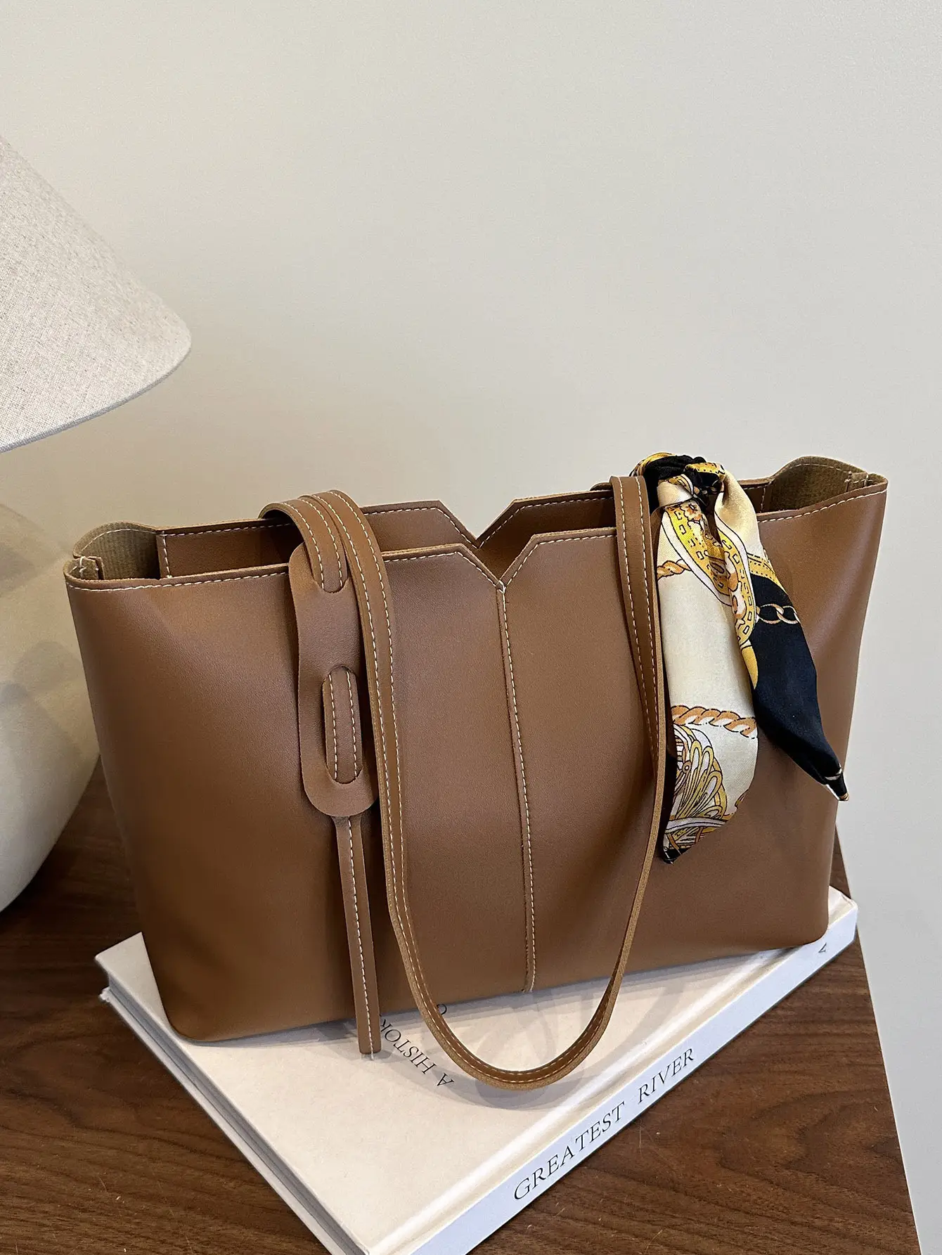 Large Capacity Women's Tote Bag Brown New Style