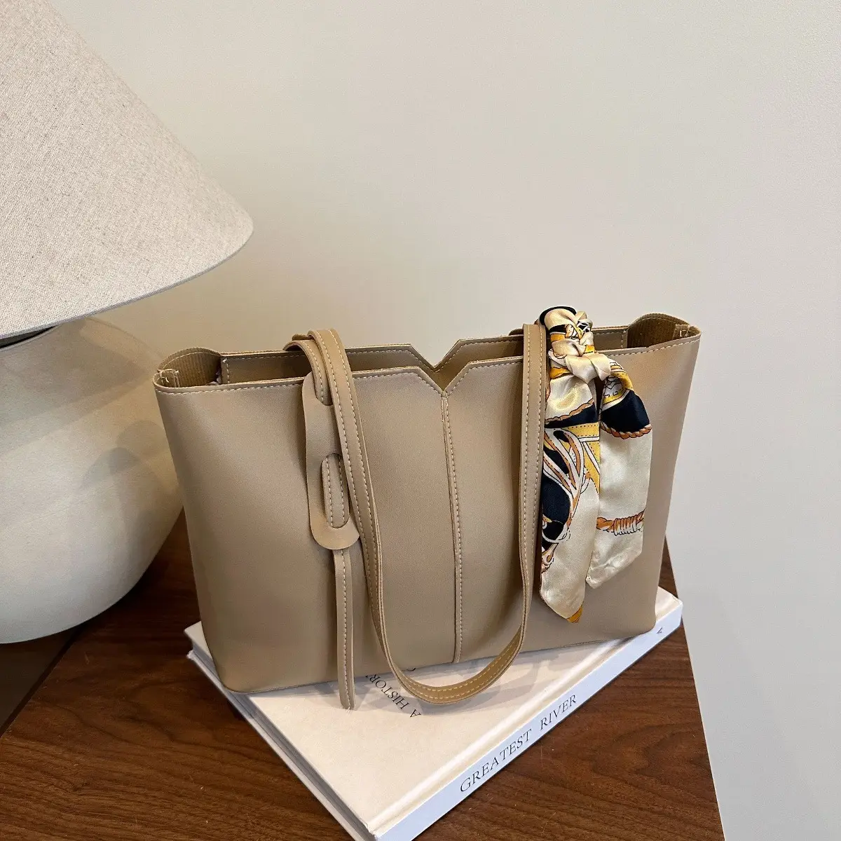 Large Capacity Women's Tote Bag Brown New Style