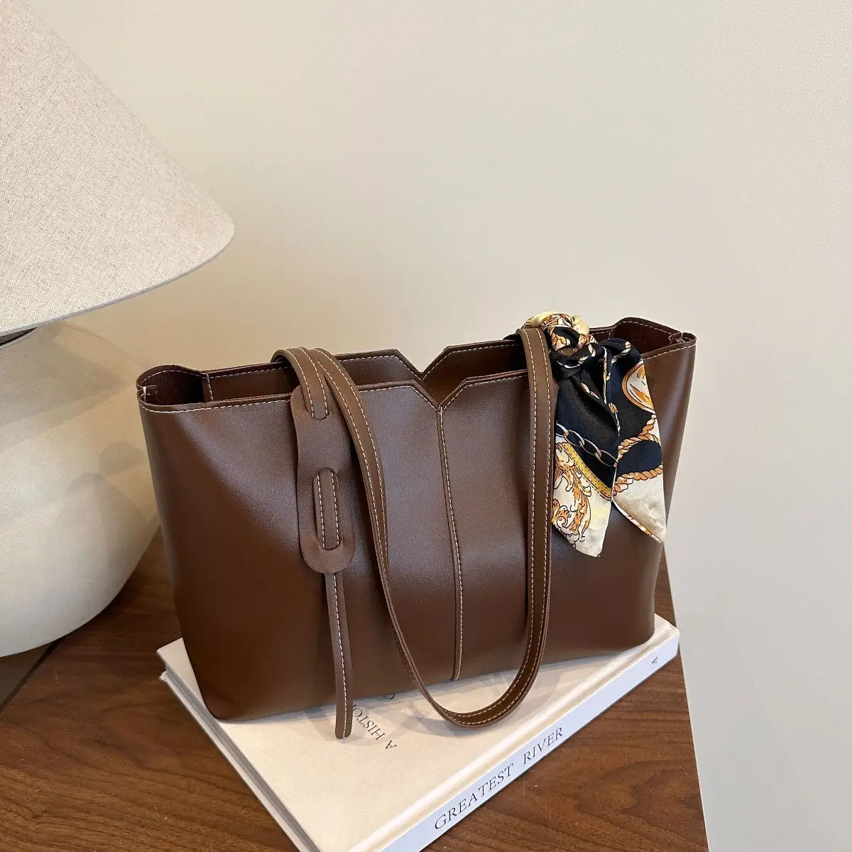 Large Capacity Women's Tote Bag Brown New Style