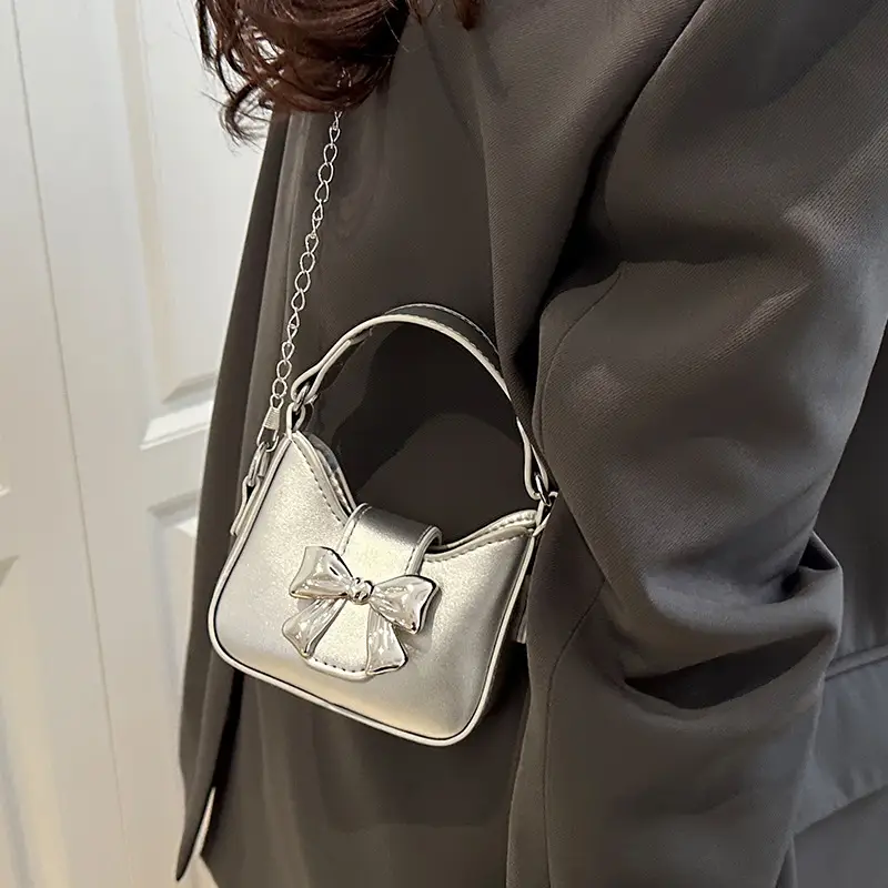 Black Bow Crossbody Bag with Chain Strap - Image 8