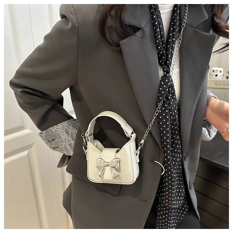 Black Bow Crossbody Bag with Chain Strap — feature 20