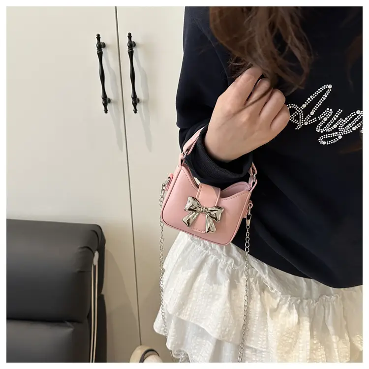 Black Bow Crossbody Bag with Chain Strap — feature 25