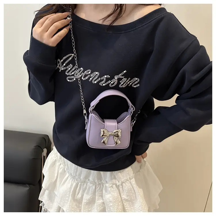 Black Bow Crossbody Bag with Chain Strap — feature 35