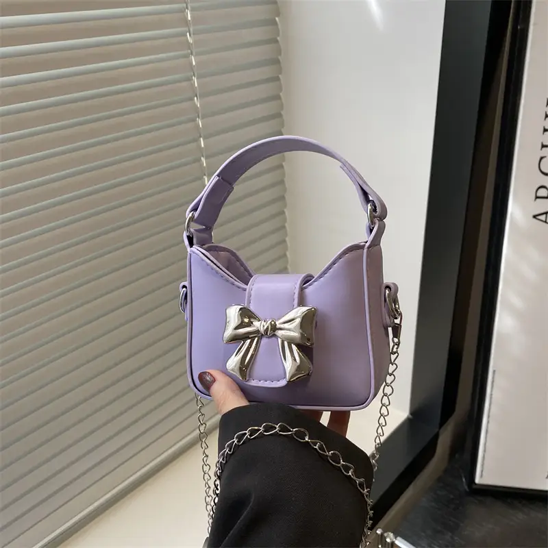 Black Bow Crossbody Bag with Chain Strap - Image 3