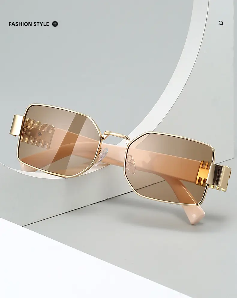 Square Sunglasses Women Gold Frame Fade Blue — feature 1
