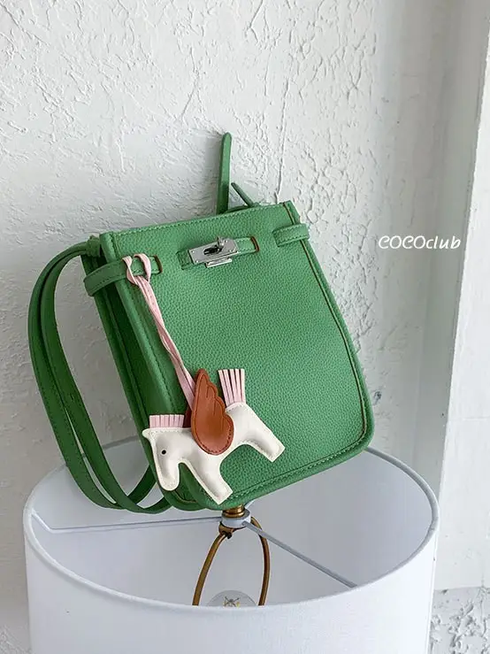 Trendy Yellow Crossbody Bag for Women 2025 - Image 8