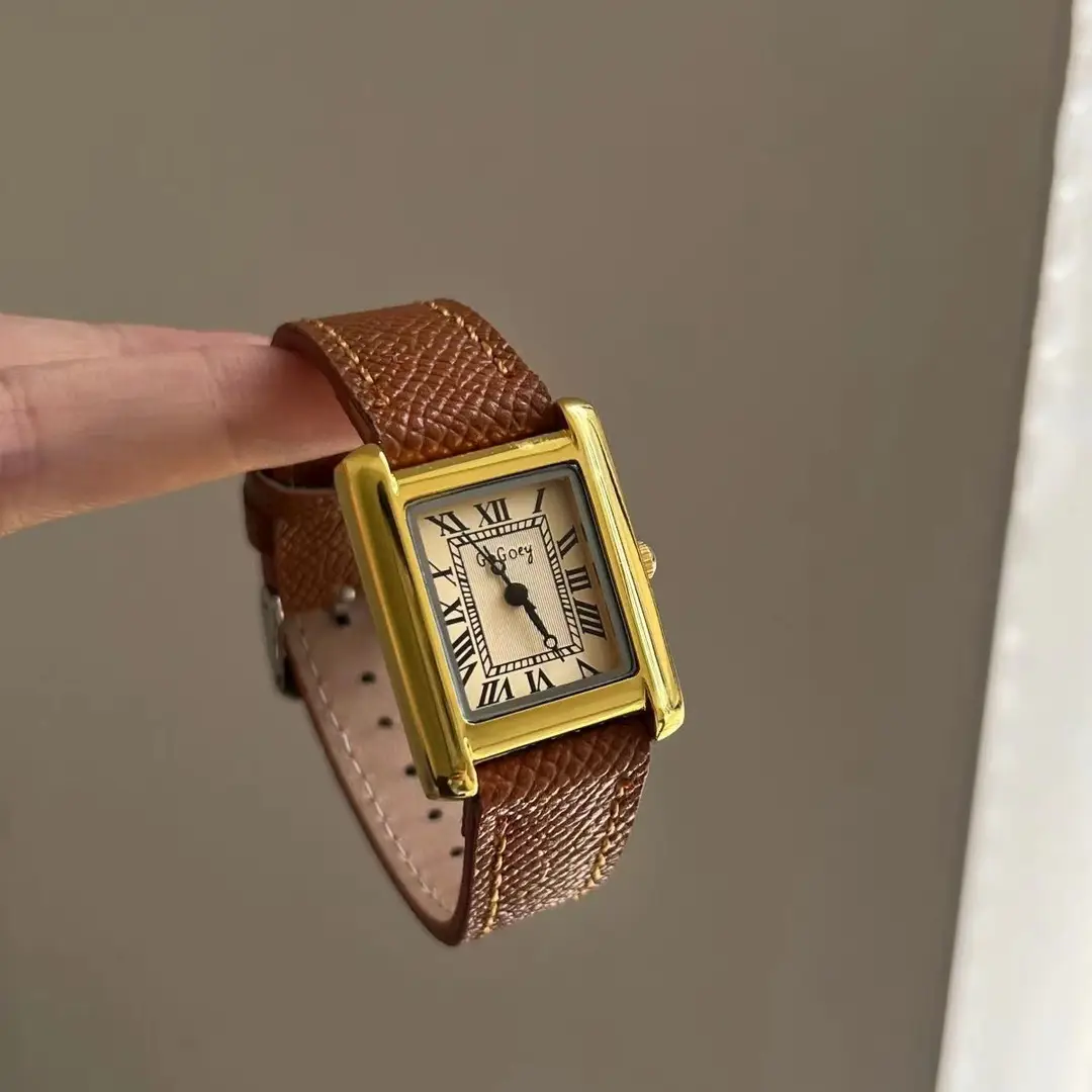 25 New Styles of Women's Watches with Leather Straps, Vintage Ancora Red High-End Niche Retro Student Party Light Luxury