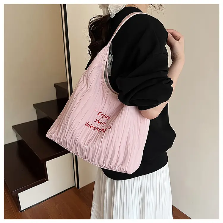 Women's White Quilted Shoulder Bag 2025 College Student — feature 12