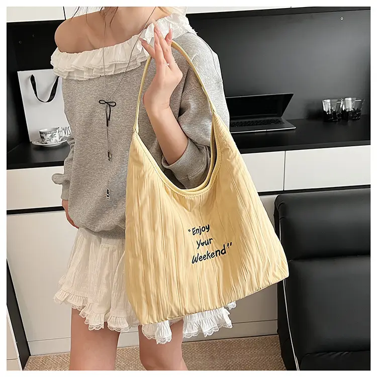 Women's White Quilted Shoulder Bag 2025 College Student — feature 18