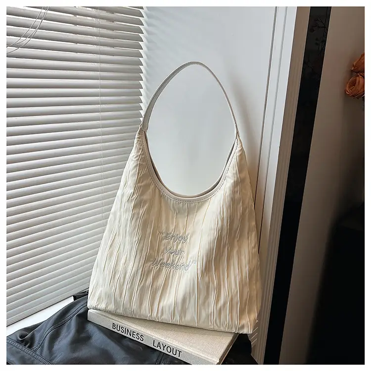 Women's White Quilted Shoulder Bag 2025 College Student — feature 30
