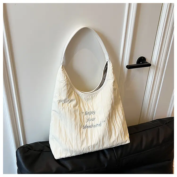 Women's White Quilted Shoulder Bag 2025 College Student — feature 31