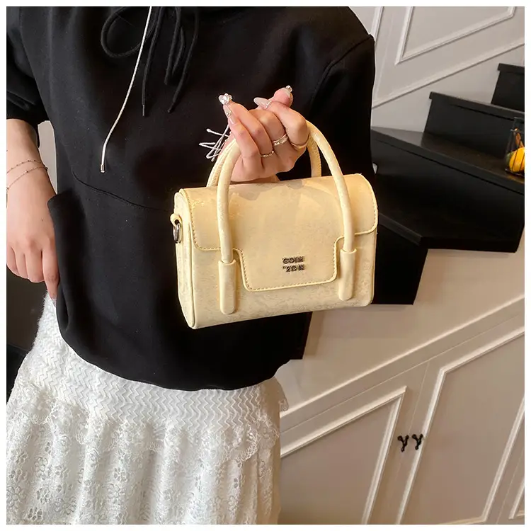 Women's White Square Handbag 2025 Summer Crossbody Luggage Bag — feature 11