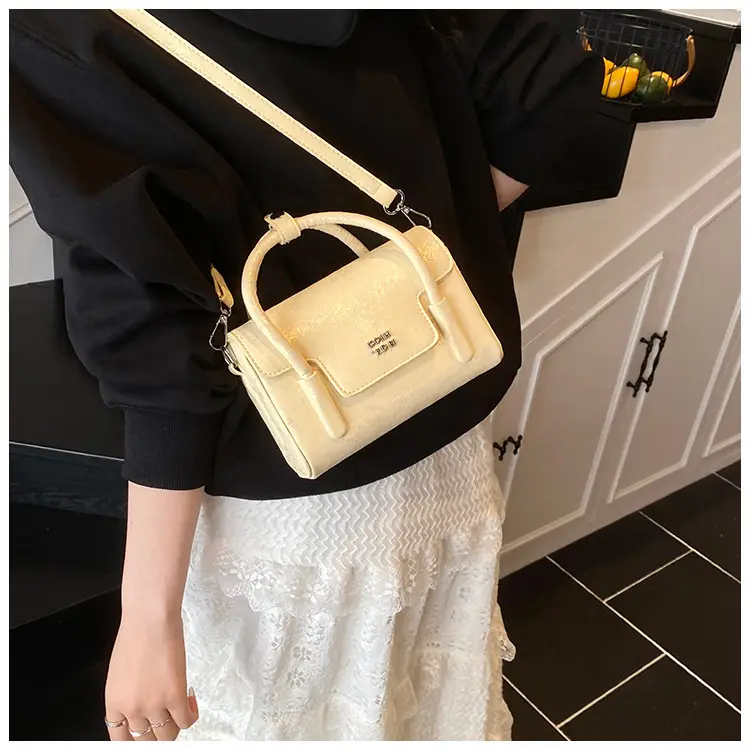 Women's White Square Handbag 2025 Summer Crossbody Luggage Bag — feature 13