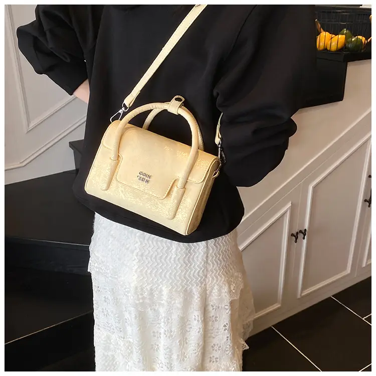 Women's White Square Handbag 2025 Summer Crossbody Luggage Bag — feature 14