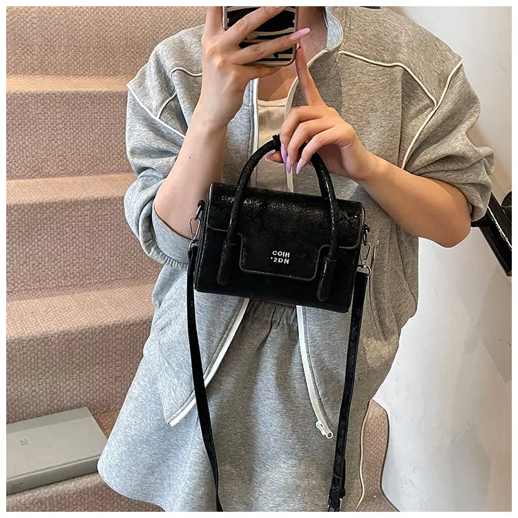 Women's White Square Handbag 2025 Summer Crossbody Luggage Bag — feature 19