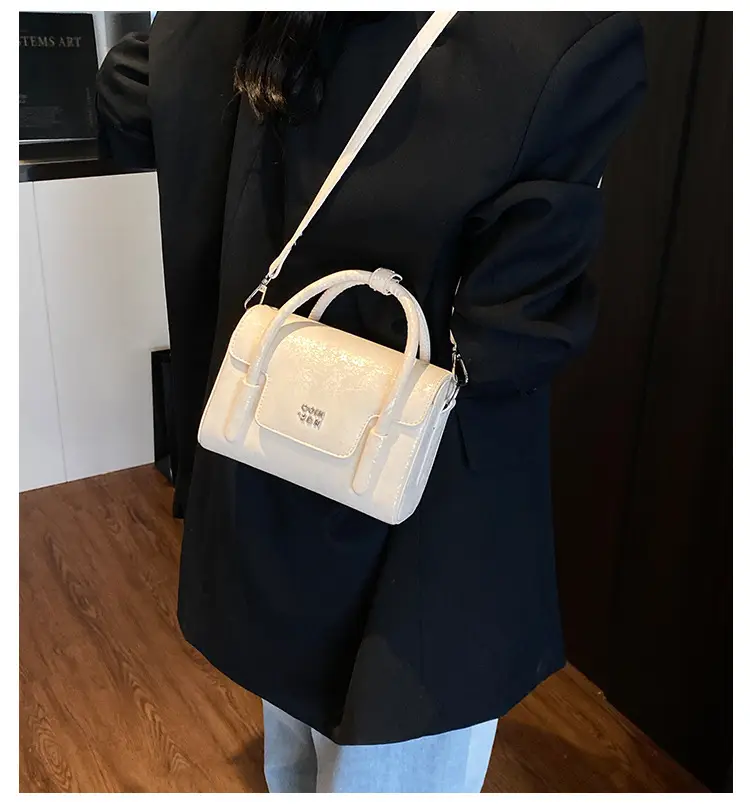 Women's White Square Handbag 2025 Summer Crossbody Luggage Bag — feature 3