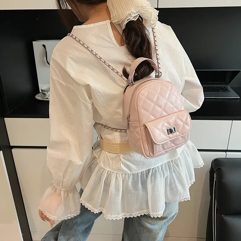 Women's Mini Quilted Chain Shoulder Bag Cream