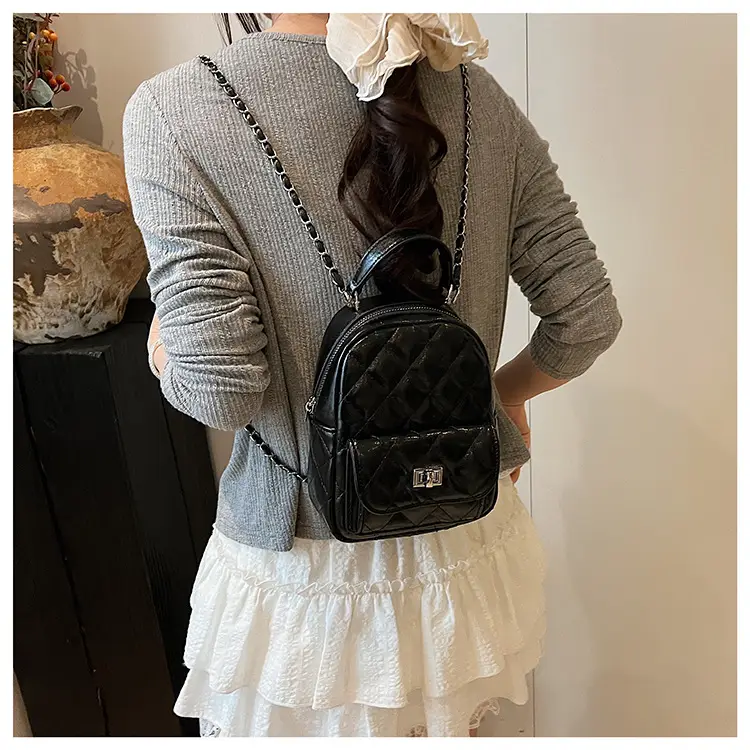 Women's Mini Quilted Chain Shoulder Bag Cream — feature 17