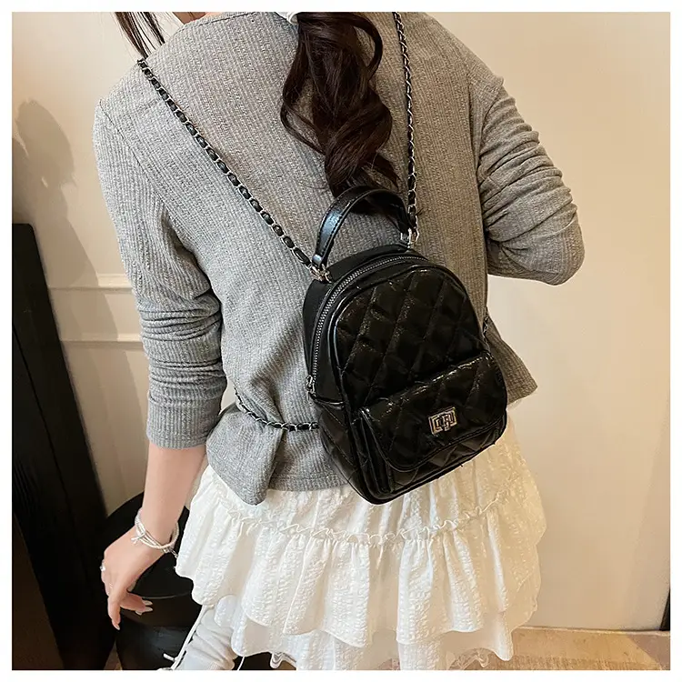 Women's Mini Quilted Chain Shoulder Bag Cream — feature 18