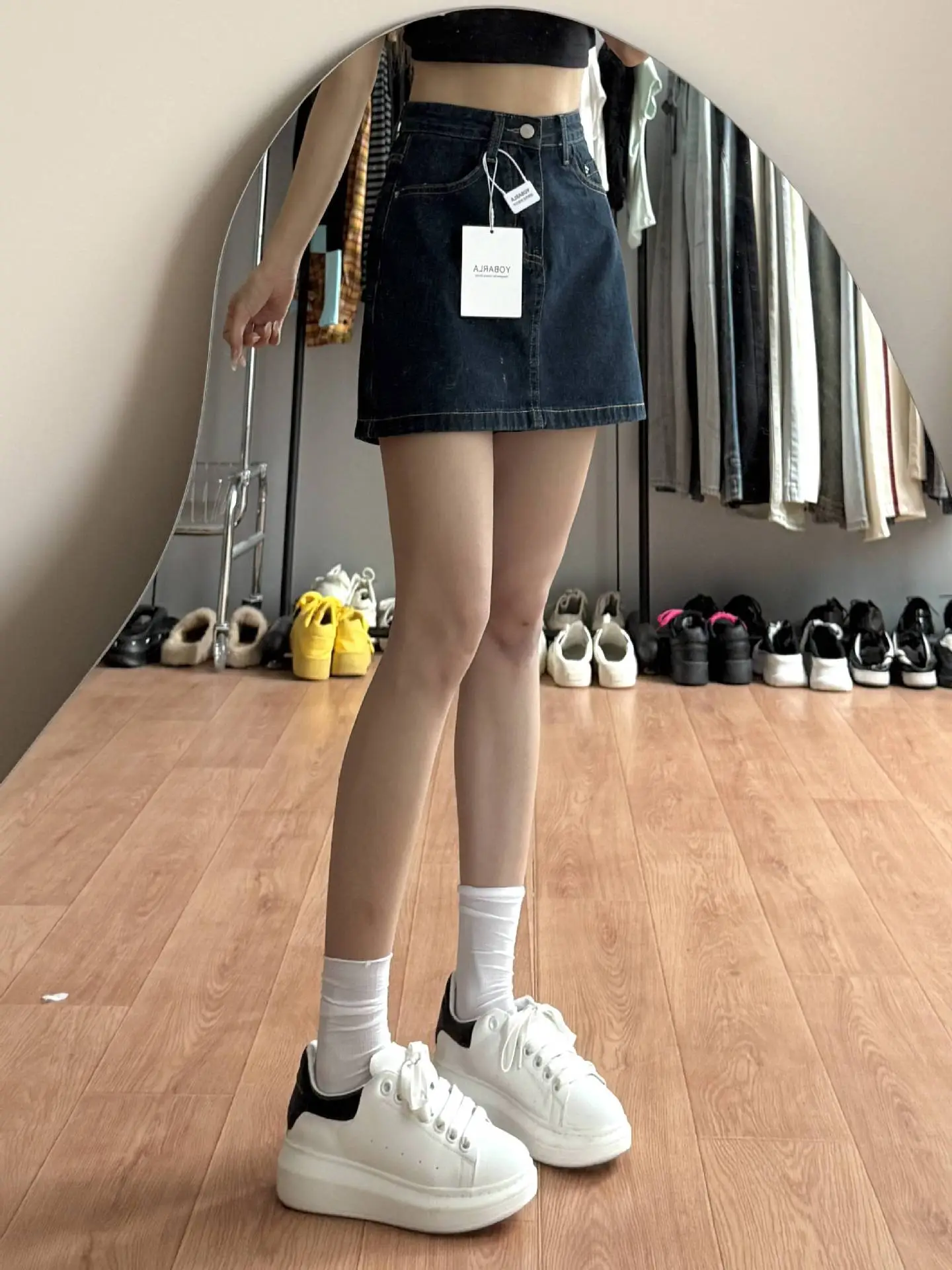 Dark Blue Hip-Hugging Denim Shorts for Women — feature 3