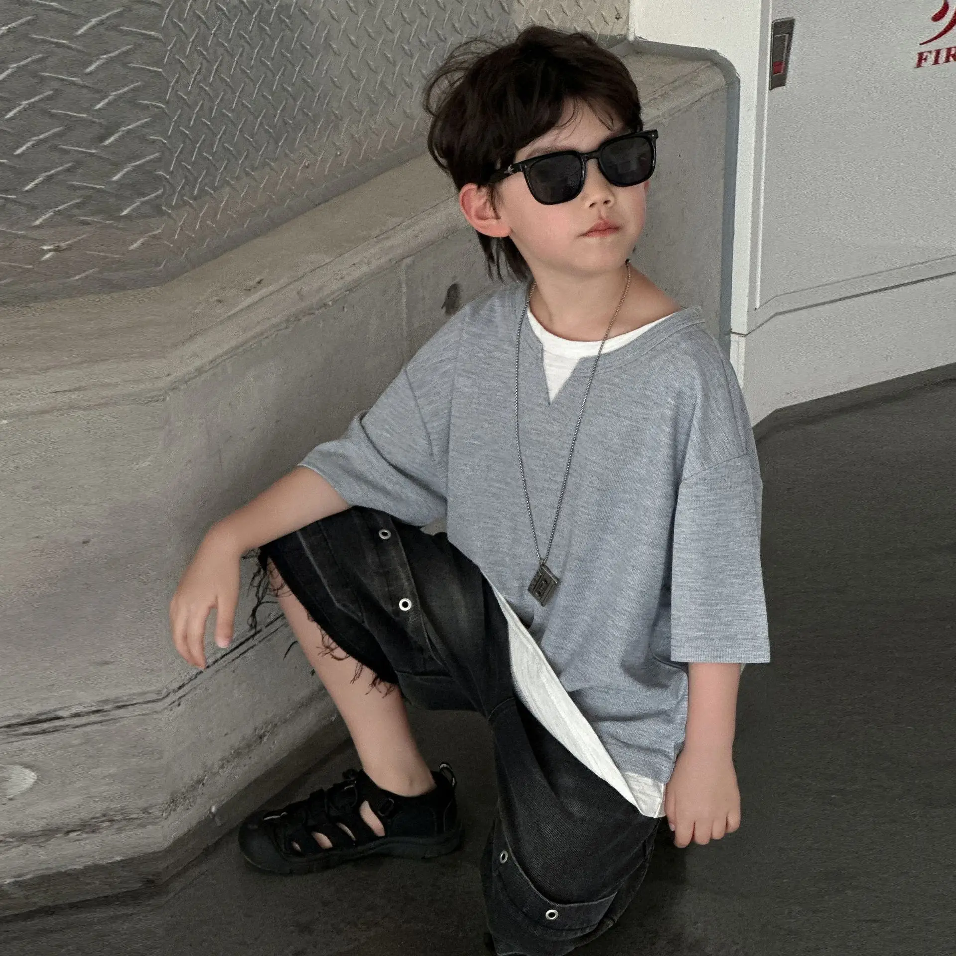Boys 2025 Summer T-Shirt Grey Short Sleeve Casual Top — feature 11