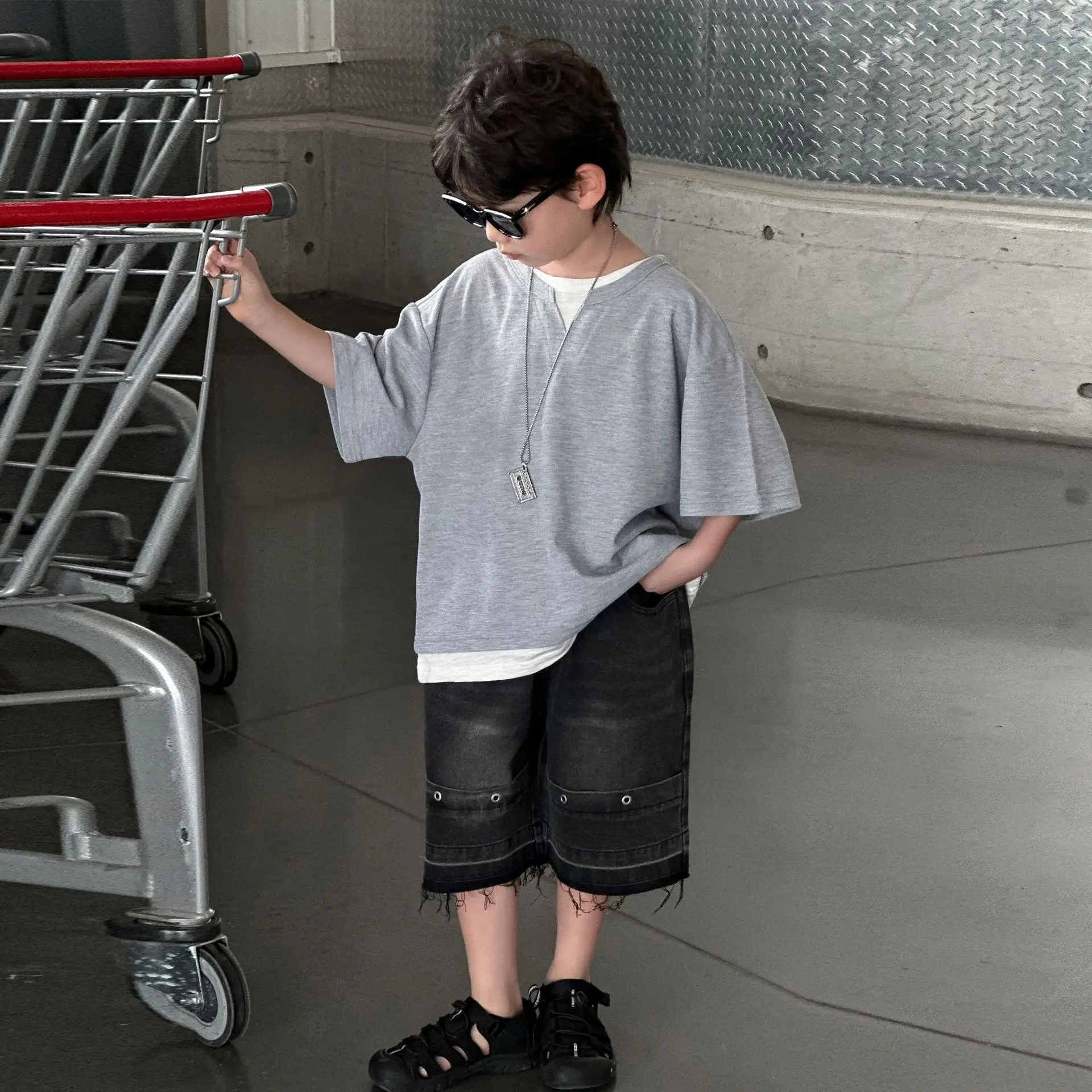 Boys 2025 Summer T-Shirt Grey Short Sleeve Casual Top — feature 6