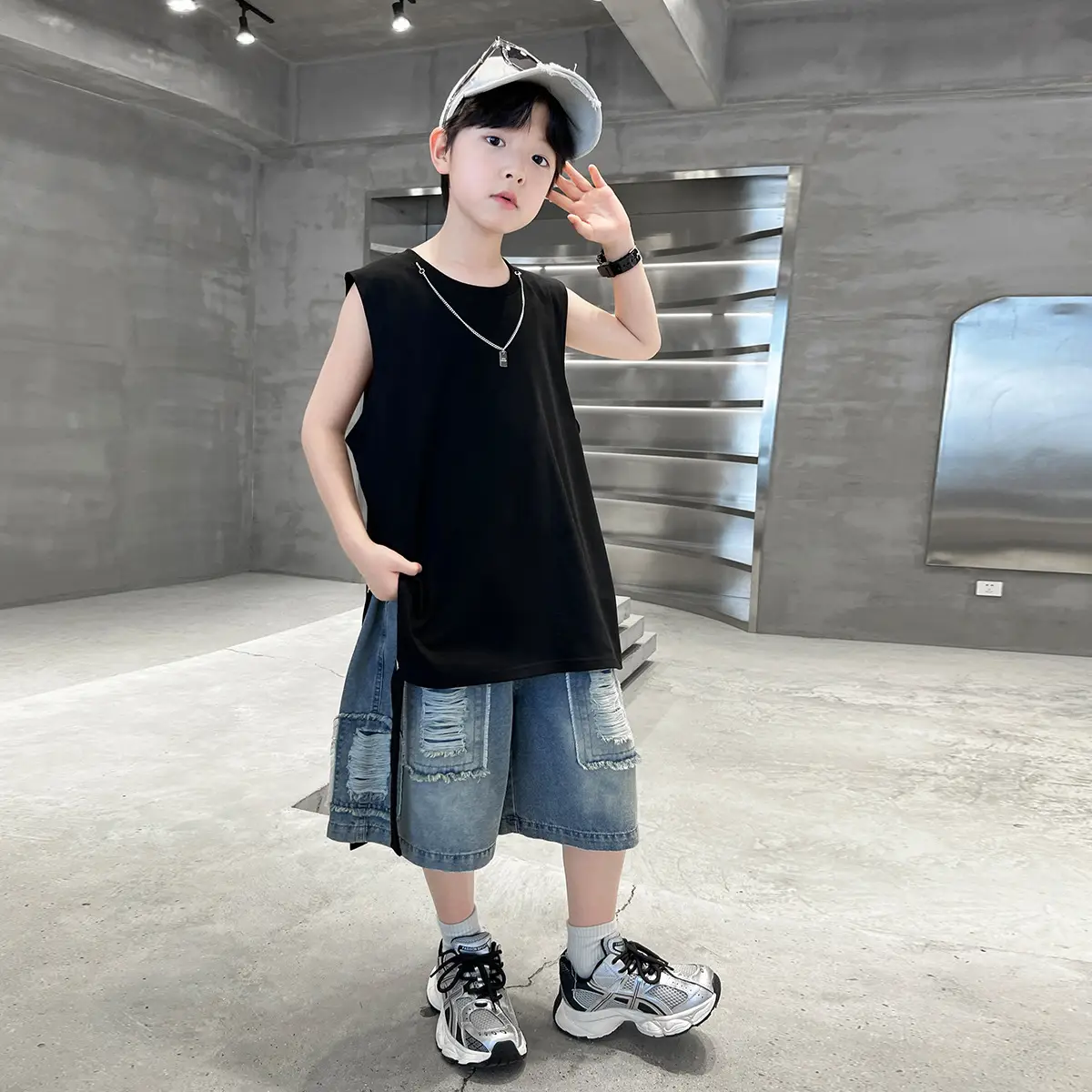 Summer Sleeveless Vest for Boys Black Cotton Cool Outfit — feature 3