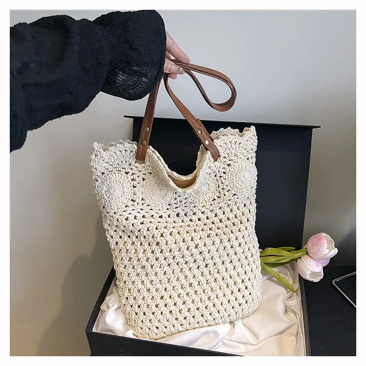 Women's Crossbody Woven Bag Large Capacity Shoulder Bag — feature 10