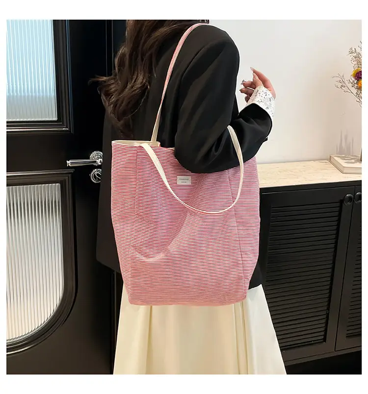 Crème Glacé Canvas Shoulder Bag Large Capacity — feature 23